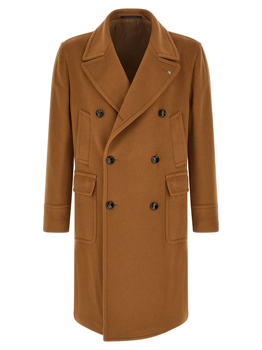 Overcoat by Tagliatore for men in cashmere brown, camel & signature presents a luxurious silhouette, showcasing a luxurious and sophisticated lightweight for a premium, luxurious look.