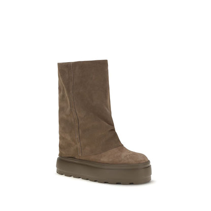 Flat Boots by Casadei for women in bos taurus suede calfskin leather brown features an avant-garde Women's Bos Taurus Suede Calfskin Leather Flat Boots silhouette, defined by a sophisticated flat and a avant-garde .