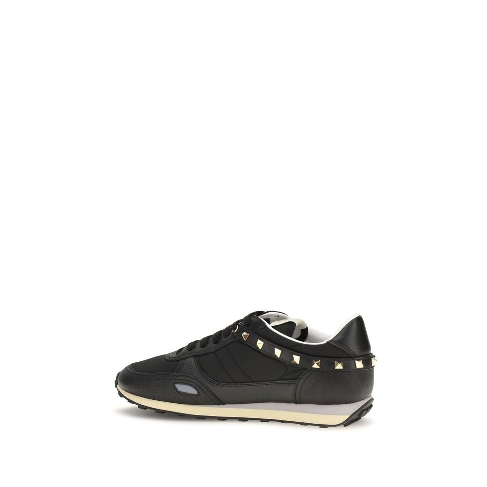 Athletic Sneakers by Valentino Garavani for men in bos taurus calf leather & nylon black & signature features an effortless chic silhouette, showcasing the signature athletic style of the V Logo Men's Athletic Bos Taurus Calf Leather & Nylon Sneakers collection with a truly effortless chic finish.