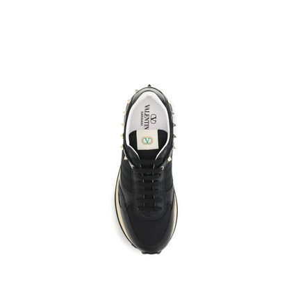 Athletic Sneakers by Valentino Garavani for men in bos taurus calf leather & nylon black & signature showcases an impeccable silhouette, defined by an impeccable athletic style design that perfectly captures the essence of the V Logo Men's Athletic Bos Taurus Calf Leather & Nylon Sneakers.