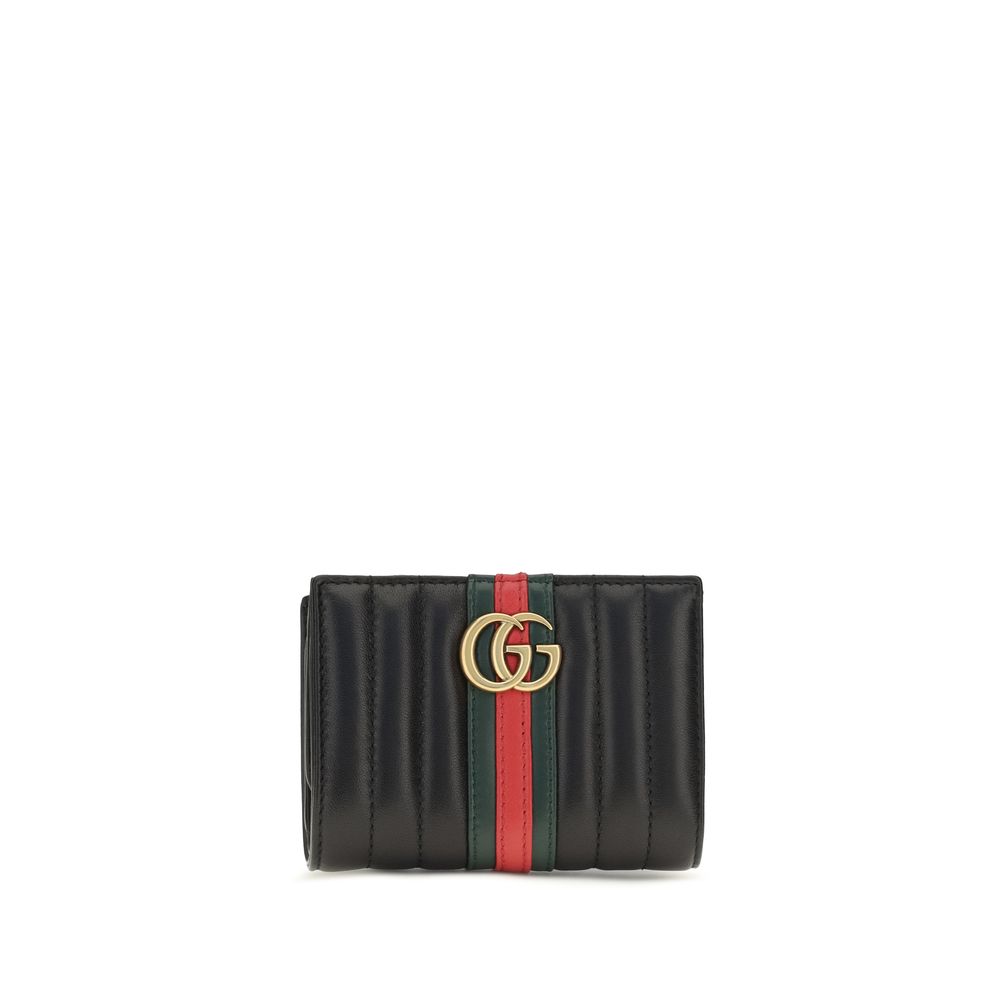 Wallet by Gucci for women in bos taurus calf leather black, signature & striped presents a refined silhouette, artfully capturing the essence of the Gg Marmont Bos Taurus Calf Leather Wallet design with sophisticated compact-design for a refined look.