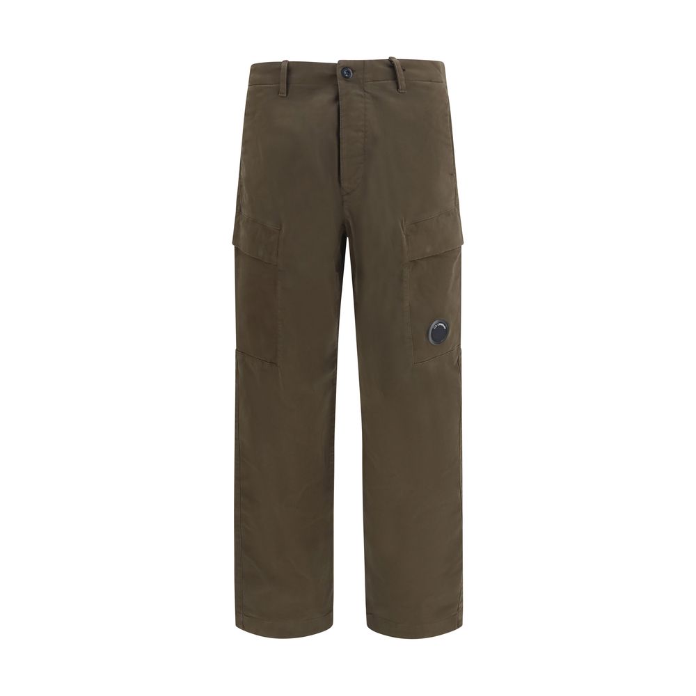Cargo Pants by C.P. Company for men in cotton satin bicolour features a sartorial silhouette, showcasing a sophisticated regular-fit with a refined long and elegant .