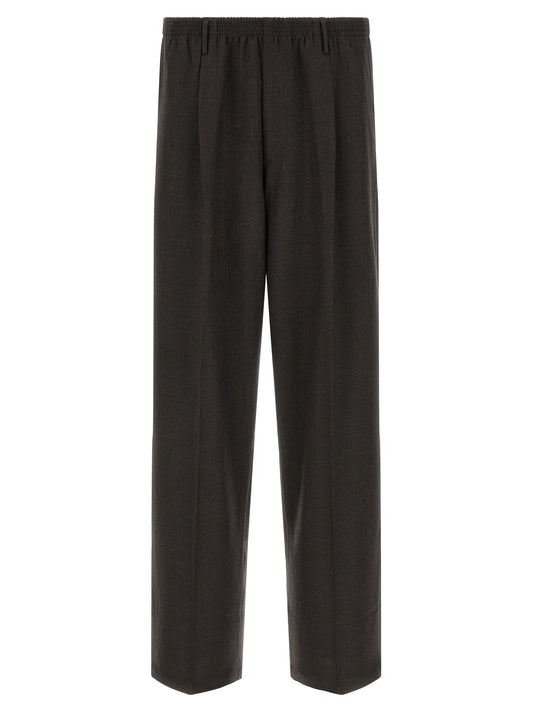 Trousers by CELLAR DOOR for men in virgin wool brown features an sartorial silhouette, showcasing a precise relaxed-fit and long with a sartorial for a refined look.
