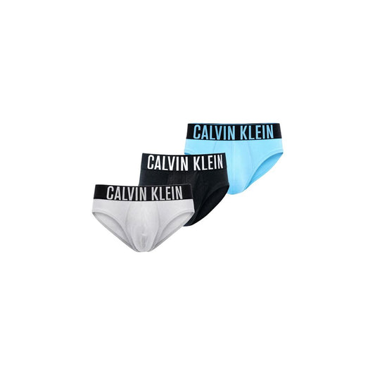 Underwear Briefs by Calvin Klein Underwear for men in stretch cotton bicolour features an sleek silhouette that ensures a sleek fit, expertly capturing the sophisticated design of this Men's Stretch Cotton Underwear Briefs.