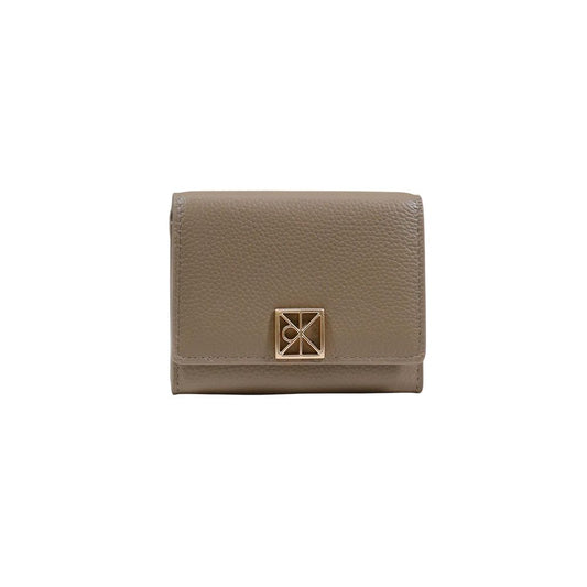 Wallet by Calvin Klein for women in pebbled leather beige & signature showcases a distinguished silhouette, artfully capturing the essence of the distinguished Pebbled Leather Wallet design with functional compact-design trifold coin-purse.