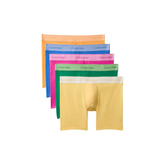 Underwear Boxer Briefs by Calvin Klein Underwear for men in stretch cotton green & signature features a sleek silhouette, perfectly showcasing the sophisticated design of this Men's Stretch Cotton Underwear Boxer Briefs with a sleek fit.