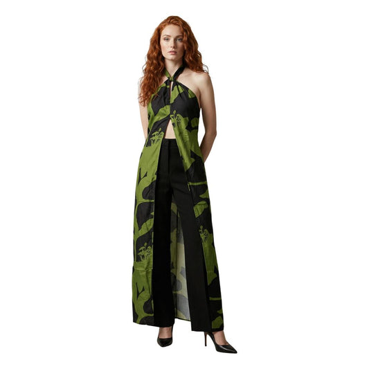 Dress by Replay for women in viscose bicolour, signature & print features an cute silhouette, detailed with a and halter neckline that elegantly flows into a cute long.