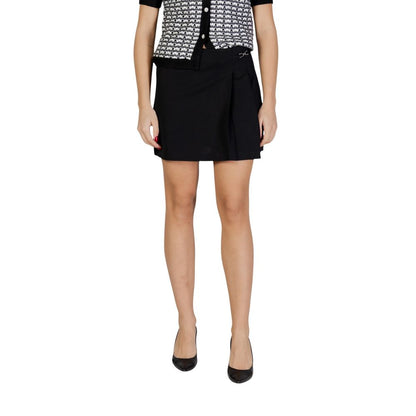 Only Women's Straight Stretch Polyester Short Mini Skirt - Black