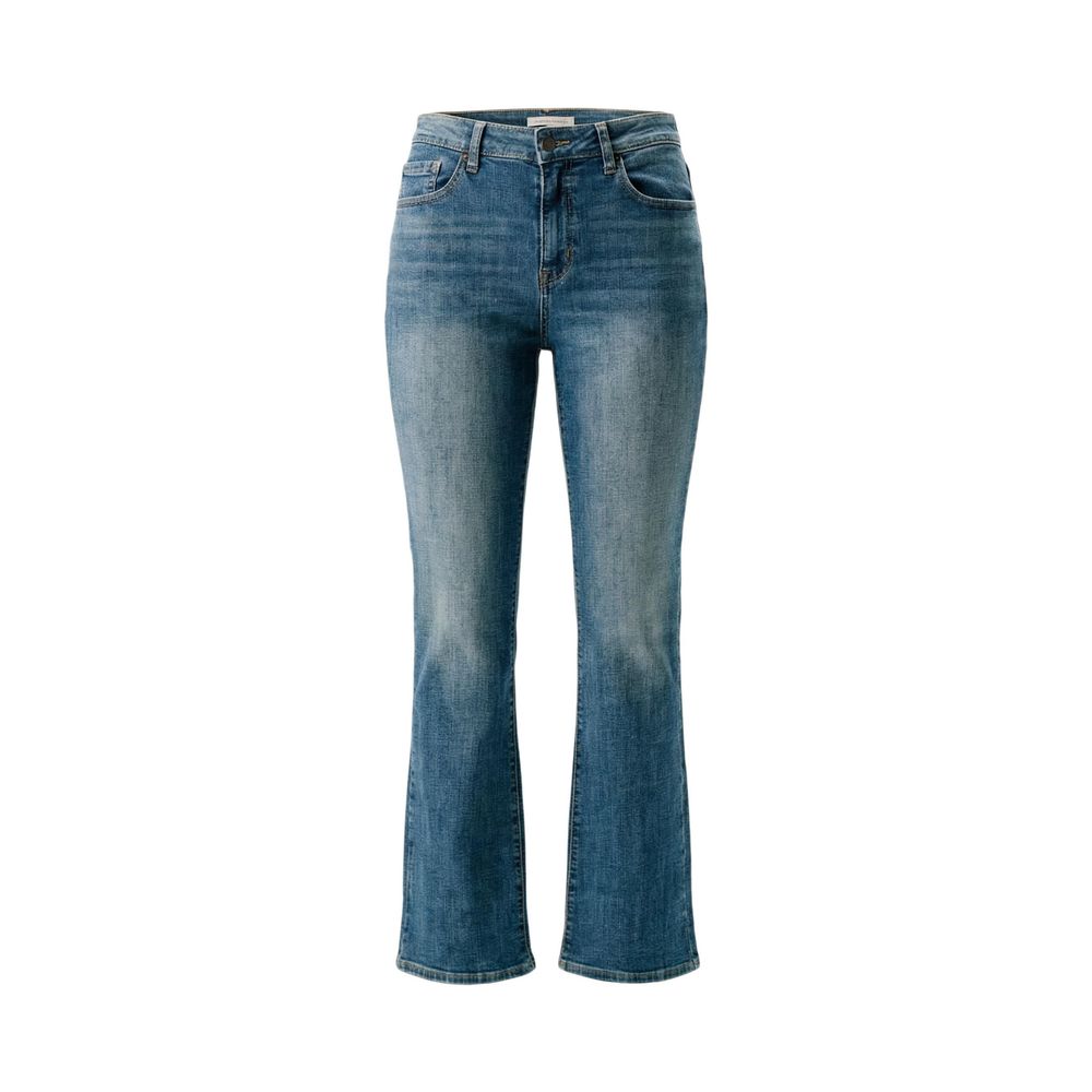 Jeans by Levi's for women in stretch denim cotton blue presents a refined pantology silhouette, artfully defined by a refined pantology bootcut, long, and a sophisticated high rise.