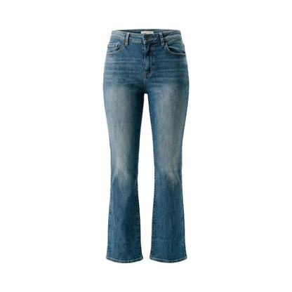 Jeans by Levi's for women in stretch denim cotton blue presents a refined pantology silhouette, artfully defined by a refined pantology bootcut, long, and a sophisticated high rise.