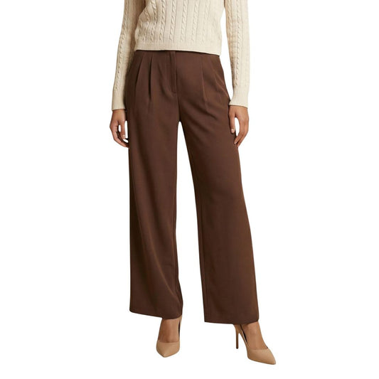Trousers by Only for women in stretch polyester brown features a tailored silhouette with a tailored regular-fit & wide, defined by its long and a sophisticated high rise.