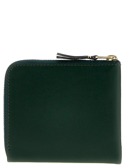 Cardholder Card Case by Comme Des Garçons for women in bos taurus calfskin leather bicolour & green features a refined silhouette, showcasing the elegant lines of the Arecalf Bos Taurus Calfskin Leather Cardholder Card Case alongside premium card-organization zip-around for a refined finish.