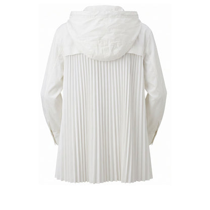This Hooded Parka by Mr&Mrs Italy for women in stretch cotton white presents a enveloping silhouette, meticulously detailed with hooded and a enveloping hooded neckline.