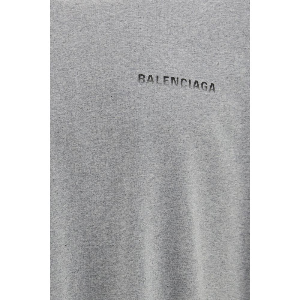 T-Shirt by Balenciaga for men in cotton gray showcases a unassuming silhouette, artfully detailed with a refined and unassuming for a sophisticated, contemporary look.