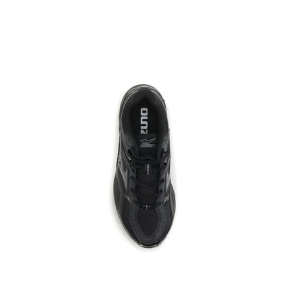 Athletic Sneakers by MIZUNO for men in tu fabric black features an exquisite silhouette, showcasing the premium athletic style of the Men's Athletic TU Fabric Sneakers with an exquisite finish.