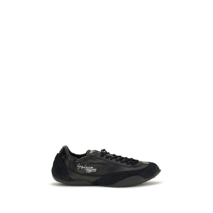 Athletic Sneakers by Y-3 for men in bos taurus calf leather & rubber black showcases a architectural silhouette, artfully capturing the essence of the Men's Athletic Bos Taurus Calf Leather & Rubber Sneakers with its signature architectural athletic style construction.