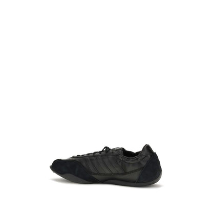 Athletic Sneakers by Y-3 for men in bos taurus calf leather & rubber black showcases an impeccable silhouette, defined by an impeccable athletic style design that perfectly captures the essence of the Men's Athletic Bos Taurus Calf Leather & Rubber Sneakers.