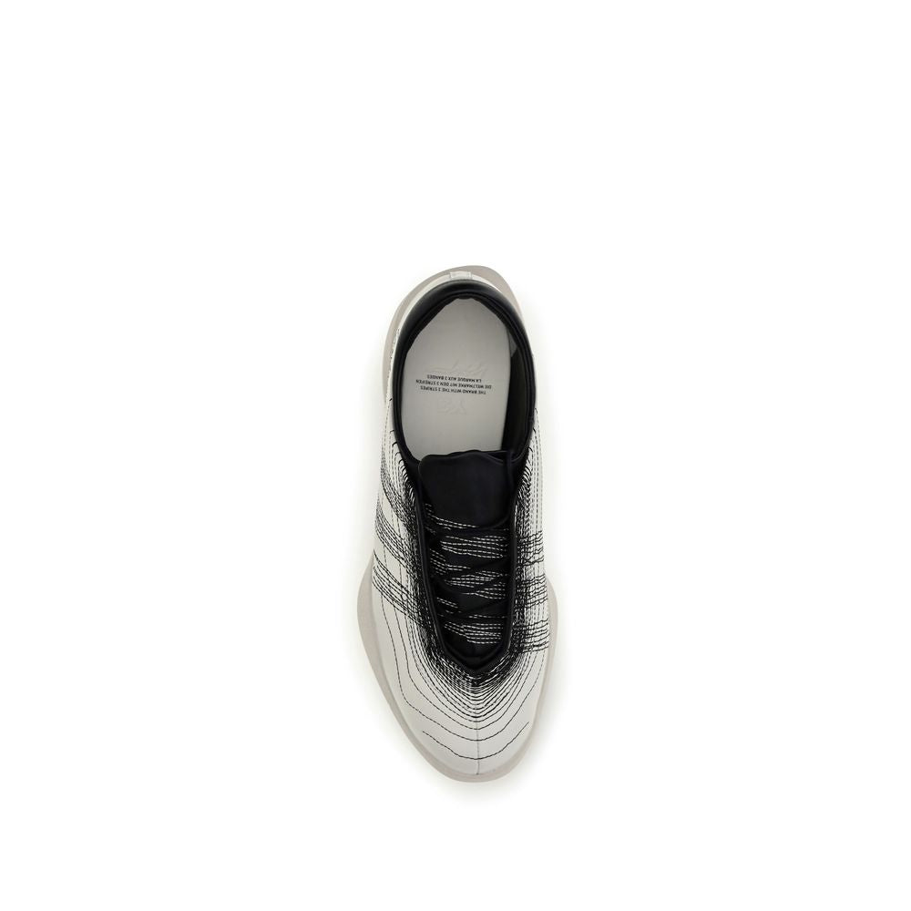 Sneakers by Y-3 for men in bos taurus calf leather & rubber beige & natural presents a on trend silhouette from the Men's Fashion Bos Taurus Calf Leather & Rubber Sneakers collection, showcasing a on trend fashion style for an elevated aesthetic.