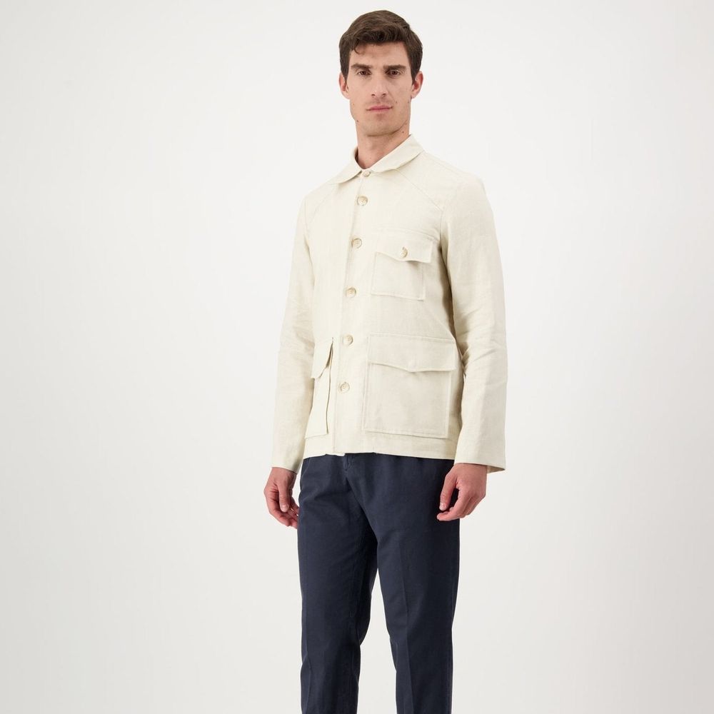 Overcoat by Autore for men in linen polyester & viscose beige showcases a enveloping silhouette, detailed with distinctive pockets and a enveloping .
