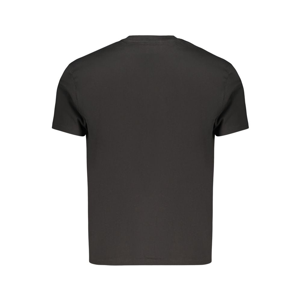 T-Shirt by North Sails for men in cotton black features a plush silhouette, showcasing a sophisticated crew neckline and for a truly plush finish.