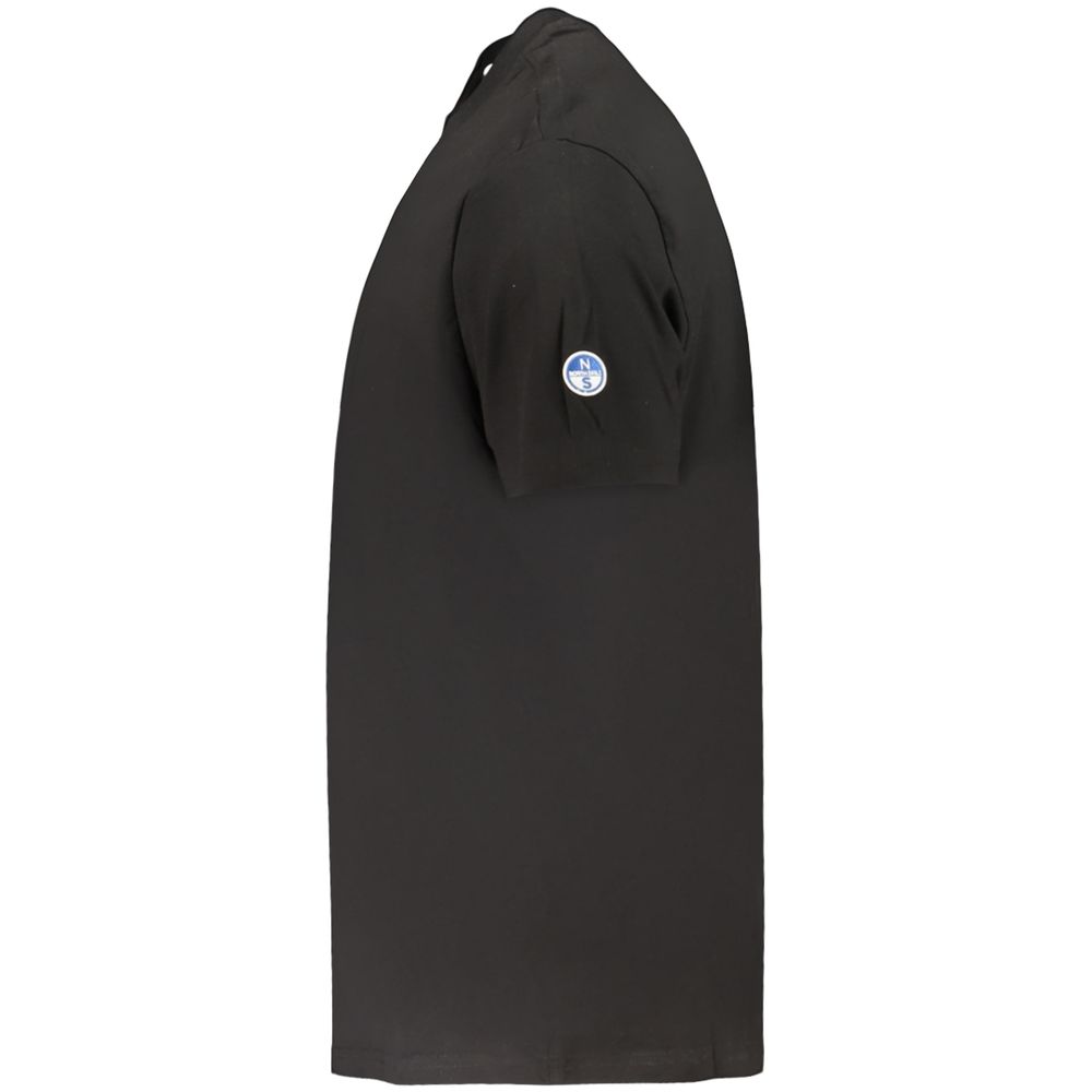 T-Shirt by North Sails for men in cotton black showcases a dramatic silhouette, elegantly detailed with a dramatic and for a truly dramatic finish.