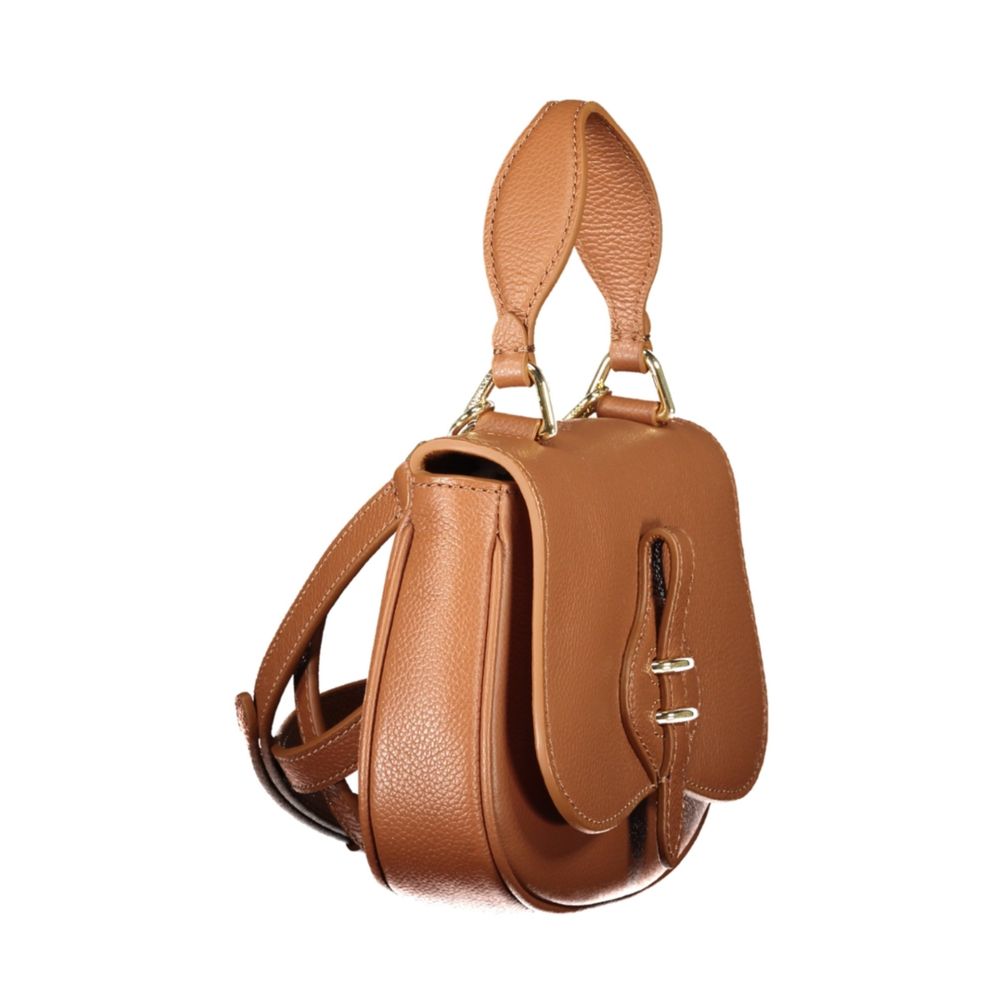 This Handbag by Coccinelle for women in leather and brown presents a sculptural silhouette featuring a secure snap, ample , and versatile shoulder-strap, adjustable-strap & handle for a sculptural finish.