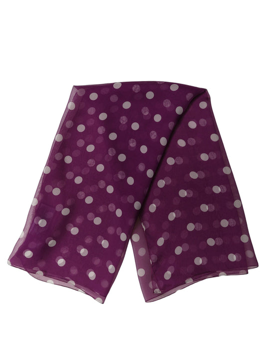 Scarf by Dolce & Gabbana for women in silk purple, white & patterned presents a cosy silhouette, artfully capturing the sophisticated design and premium aesthetic of the Silk Foulard Square Scarf.
