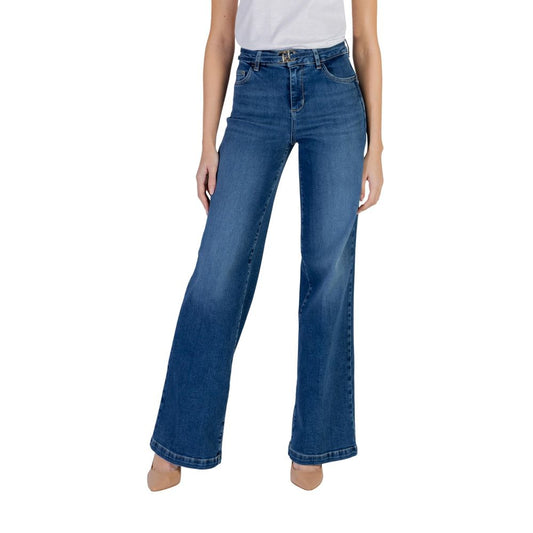 Jeans by Liu Jo for women in stretch denim cotton blue features a polished silhouette with a polished flared & bootcut, reaching a polished long and finished with a polished high rise.