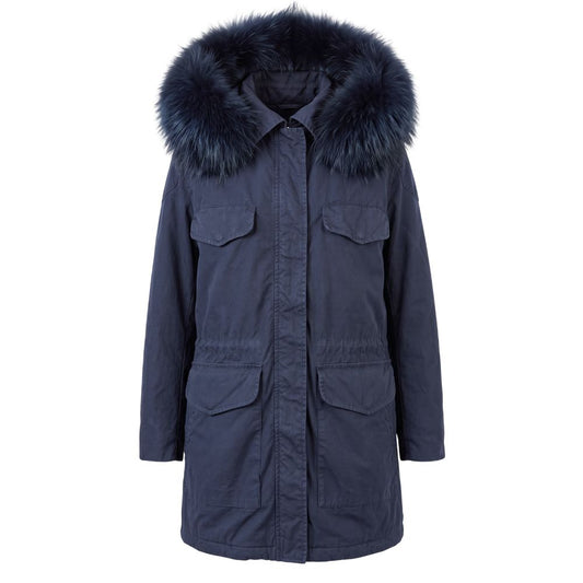 This Hooded Parka by Mr&Mrs Italy for women in cotton polyester lamb leather & fur blue & signature presents a utilitarian silhouette, meticulously detailed with pockets & hooded and a utilitarian hooded neckline for a sophisticated, weather-ready look.