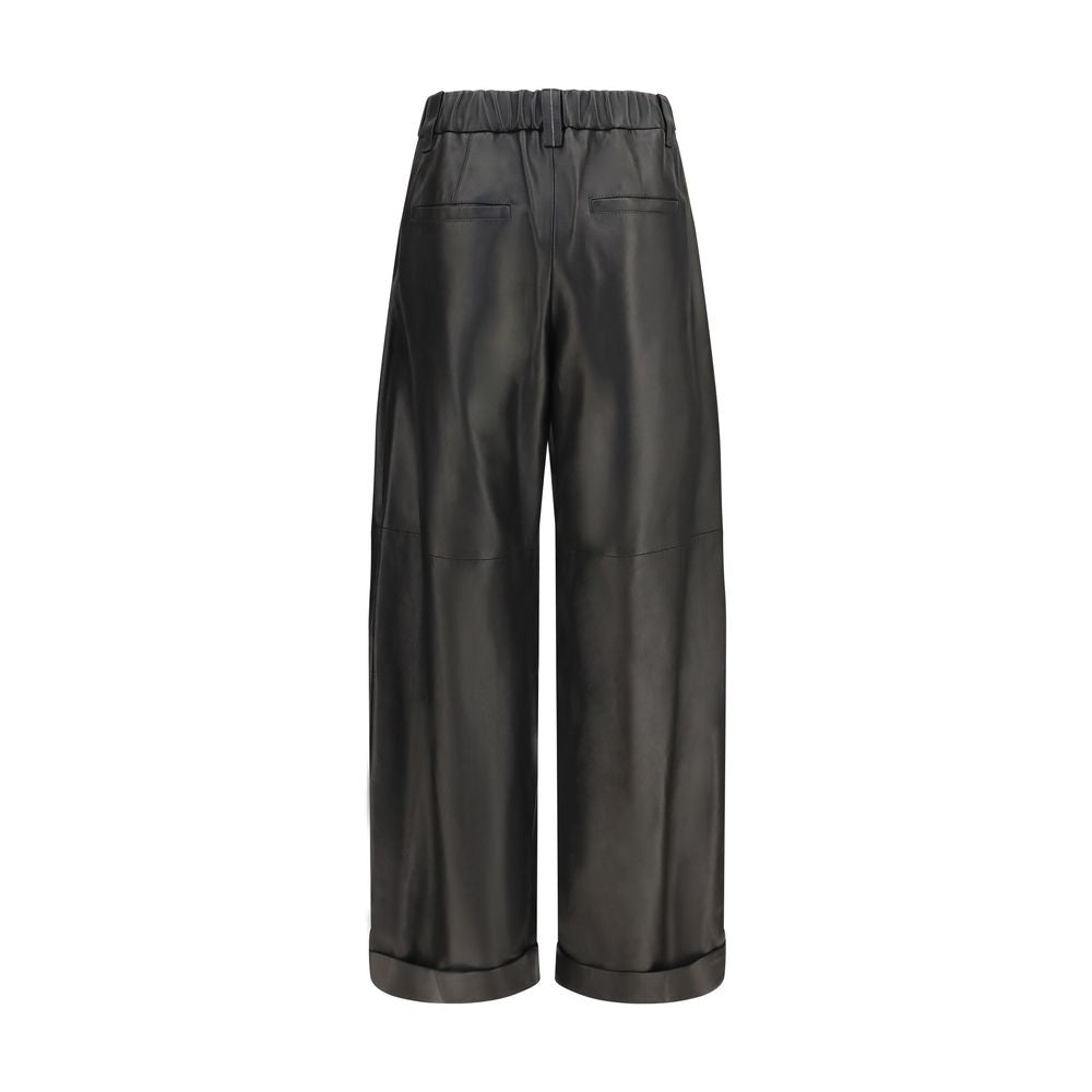 Pants by Brunello Cucinelli for women in nappa leather black & natural showcases a unrivaled comfort silhouette, featuring a relaxed-fit, regular-fit & wide cut and long with a for a unrivaled comfort and refined aesthetic.