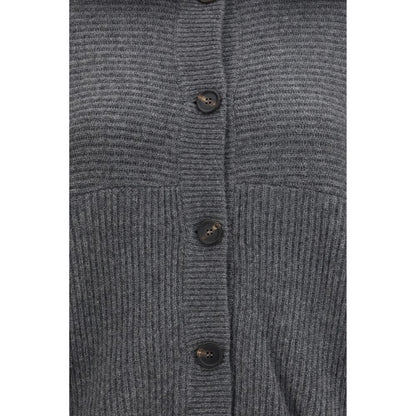 Cardigan by Brunello Cucinelli for women in cashmere gray features a dramatic silhouette, showcasing a sophisticated and dramatic detail for a timeless, premium look.