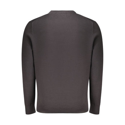 Sweatshirt by Timberland for men in cotton black features an magnificent silhouette, showcasing a sophisticated and detail for a truly magnificent finish.
