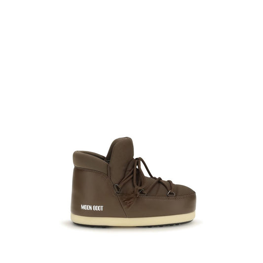 Platform Lace-Up Ankle Winter Boots by Moon Boot for women in polyester brown, signature & monogram features an enchanting design from the Women's Polyester Platform Lace-Up Ankle Winter Boots collection, highlighting a enchanting platform and for a refined look.