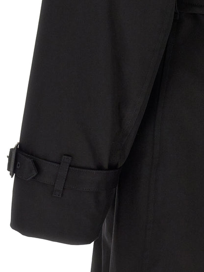Vest by Burberry for men in leather & cotton black showcases a dynamic silhouette, perfectly balancing with a dynamic for a sophisticated, high-fashion look.