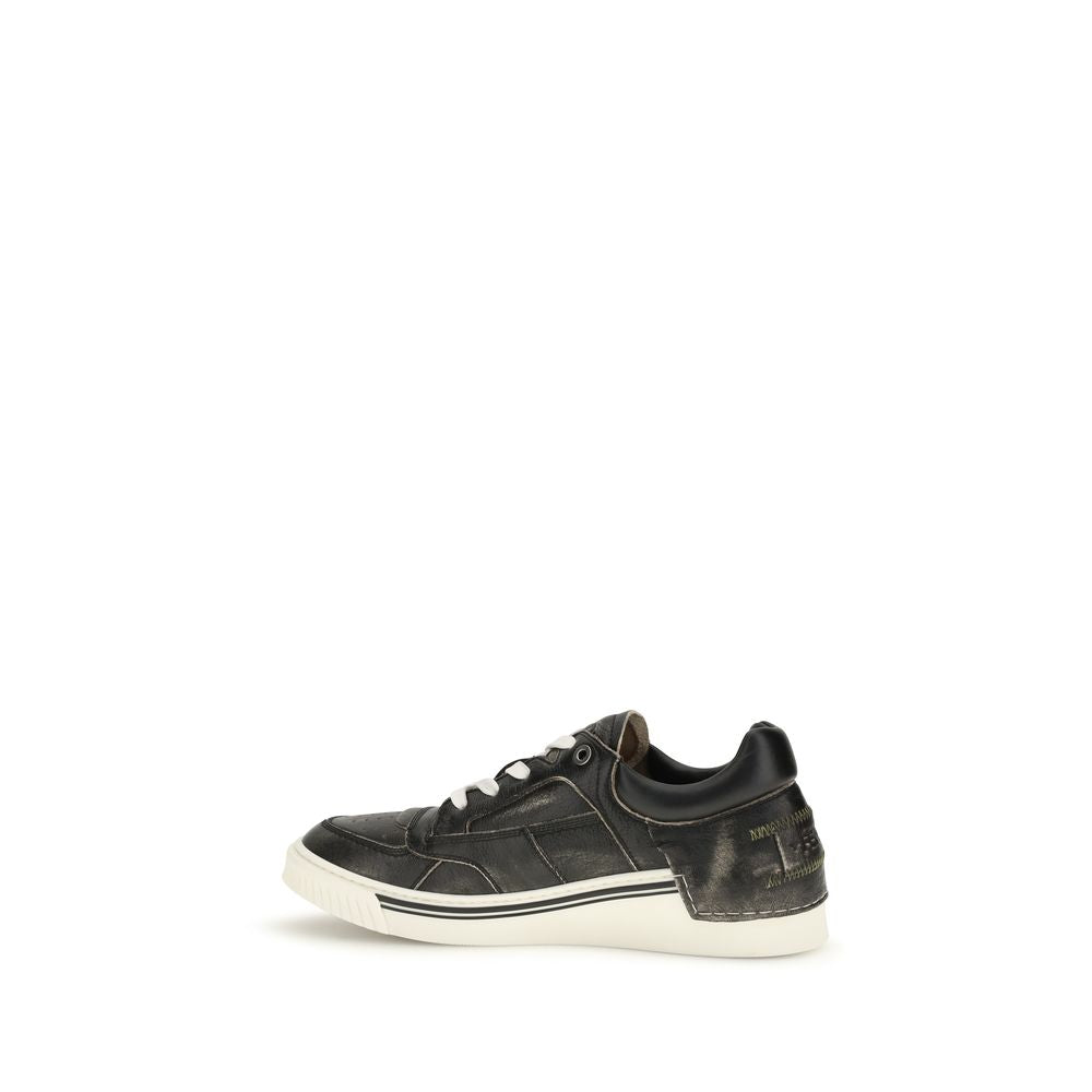 Fendi Black Calf Leather Bos Taurus Low Top Sneakers