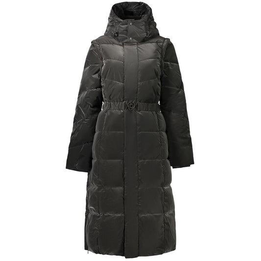 Hooded Overcoat by Desigual for women in polyamide black showcases a enveloping silhouette, detailed with distinctive pockets & hooded and a enveloping hooded neckline.