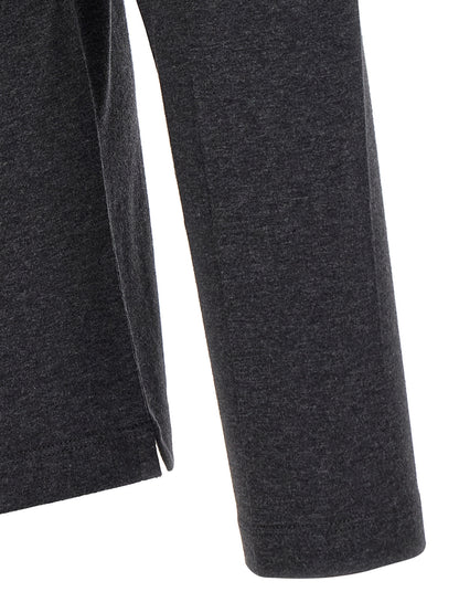 T-Shirt by Brunello Cucinelli for men in cotton dark-gray & gray features an on trend silhouette, perfectly showcasing a on trend and for an elevated aesthetic.