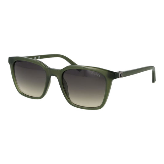 Sunglasses by Guess for men in gradient, bicolour & green features a contemporary silhouette, showcasing a contemporary full-rim square frame design in with high-performance category-3-dark-tint gradient lens.