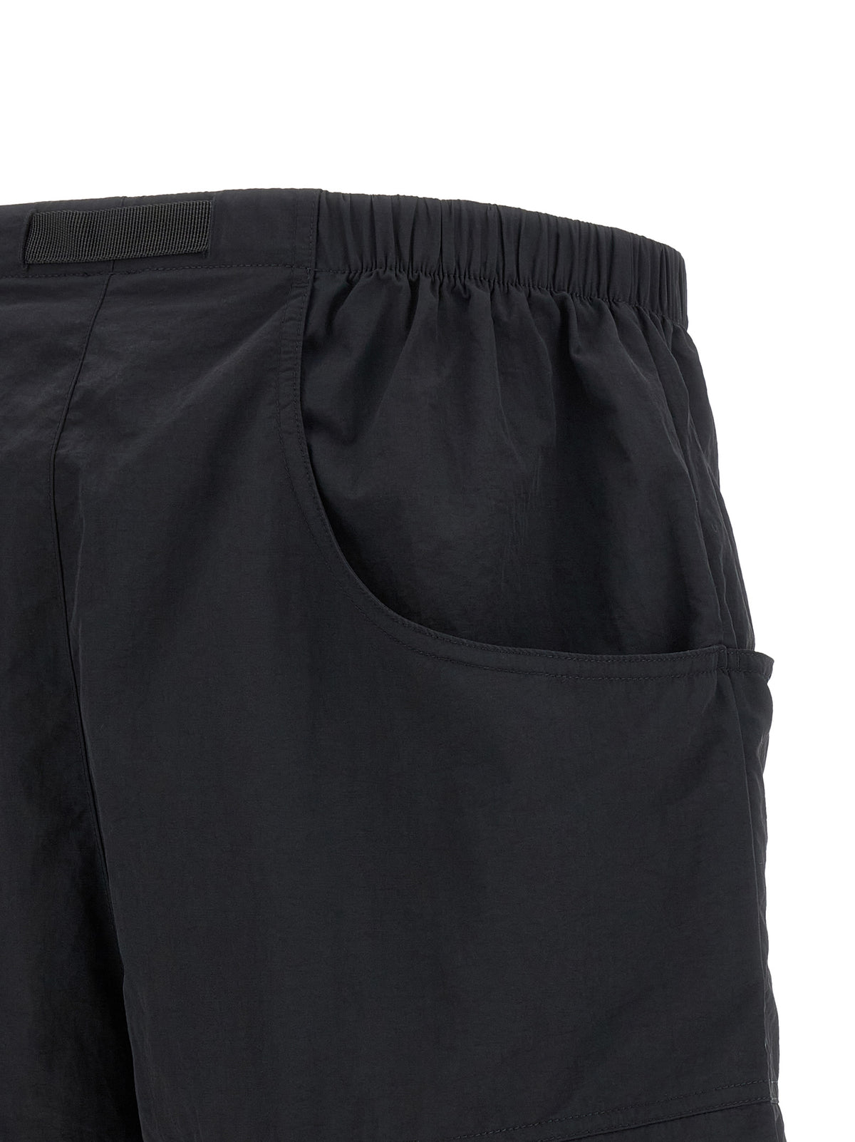 Bermuda Shorts by The North Face for men in nylon fabric black & red features a sartorial silhouette, showcasing a sartorial wide and short with a sophisticated for a sartorial look.