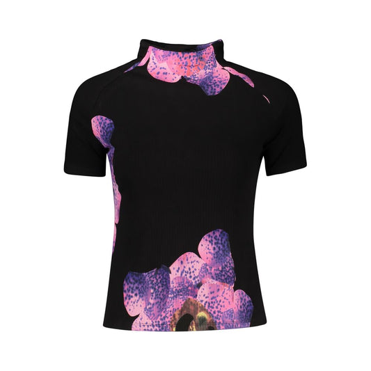 T-Shirt by Desigual for women in elastane black & print features an edgy silhouette, meticulously detailed with a sophisticated and crew neckline for a truly edgy finish.
