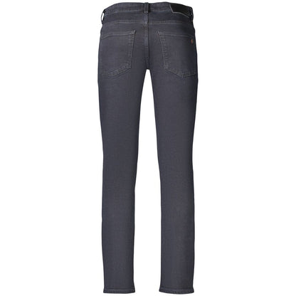 Jeans by Hugo Boss for men in stretch denim cotton blue & signature features an sophisticated and slim with a precise long, creating a sophisticated and sophisticated silhouette.