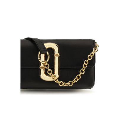 2-in-1 Shoulder & Crossbody Flap Bag by Marc Jacobs for women in saffiano calf leather & twill black & signature features a effortless chic silhouette with a secure flap & magnetic, ample cardholder, and versatile crossbody-strap & shoulder-strap for a effortless chic finish.