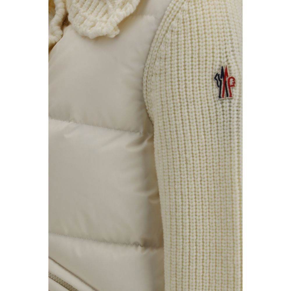 Cardigan by Moncler Grenoble for women in nylon polyamide polyester & wool beige presents a textural silhouette, artfully finished with a textural and for a sophisticated, textural look.