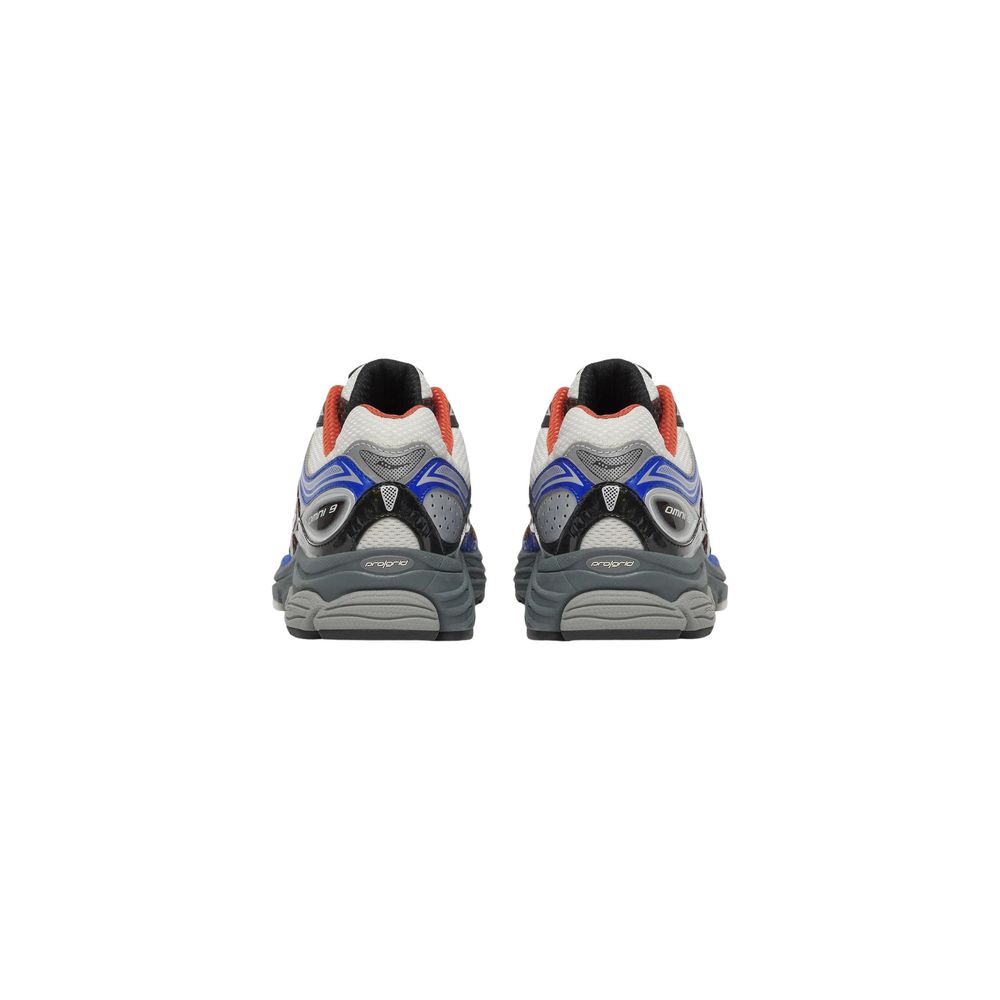 Athletic Sneakers by Saucony for women in mesh & rubber bicolour showcases an impeccable silhouette, defined by an impeccable athletic style design that perfectly captures the essence of the Women's Athletic Mesh & Rubber Sneakers.