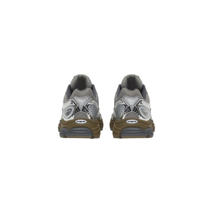 Athletic Sneakers by Saucony for men in synthetic fabric mesh silver features an effortless chic silhouette, showcasing the signature athletic style of the Men's Athletic Synthetic Fabric Mesh Sneakers collection with a truly effortless chic finish.