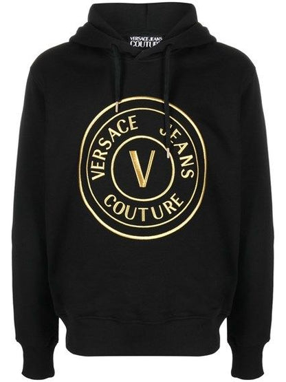 Sweatshirt Hoodie by Versace Jeans for men in cotton black showcases a city-ready silhouette, artfully detailed with a signature hooded neckline and for a city-ready finish.