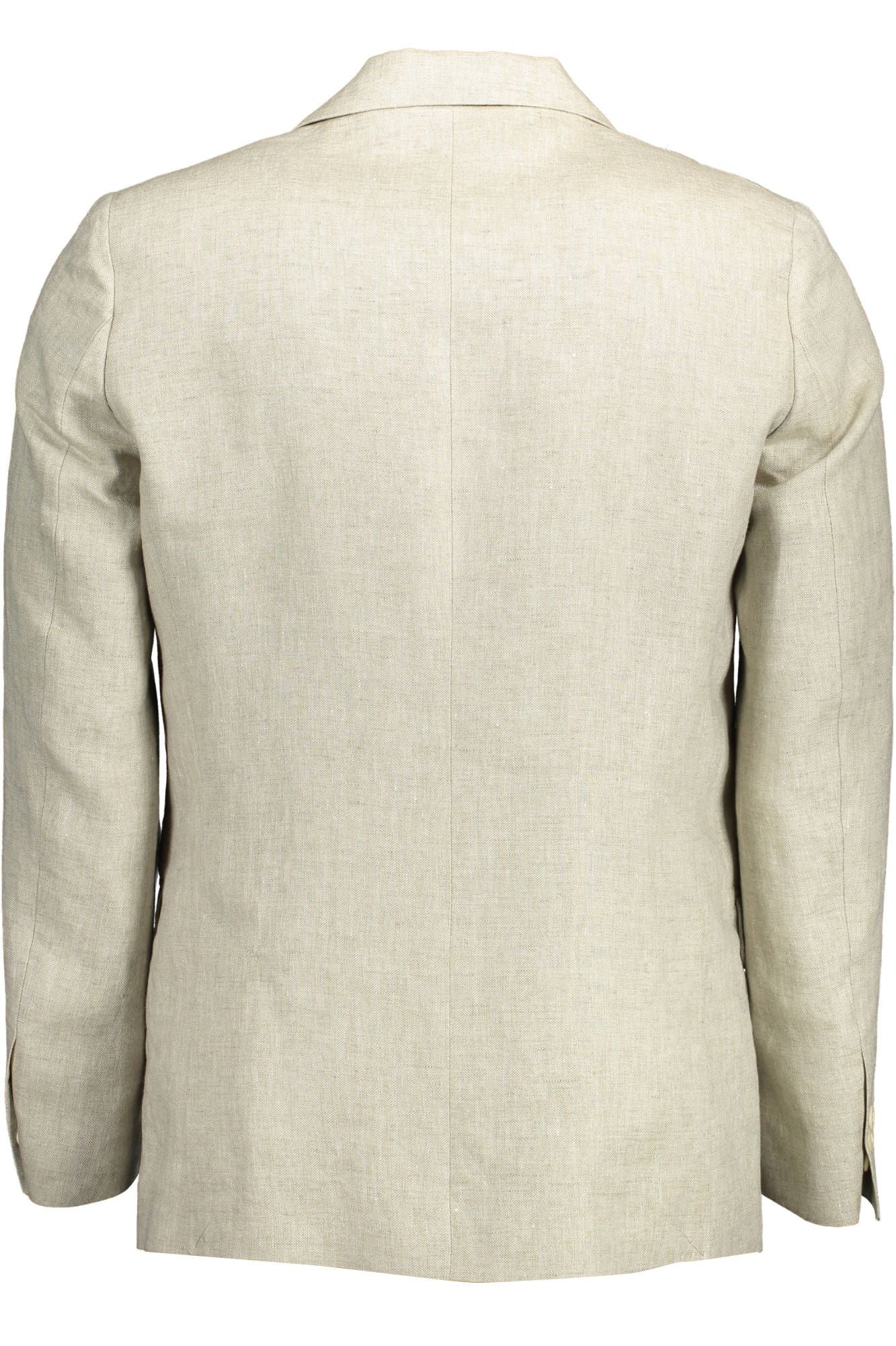 This Blazer by Gant for men in linen beige presents a tailored silhouette, meticulously tailored with a tailored and distinctive for a tailored finish.