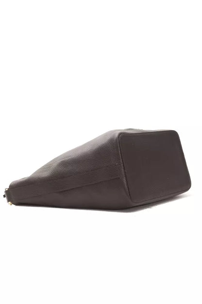 Shoulder Bag by Pompei Donatella for women in leather brown features a effortless sophistication silhouette, secured by a with ample and versatile shoulder-strap, adjustable-strap & detachable-strap for a effortless sophistication finish.