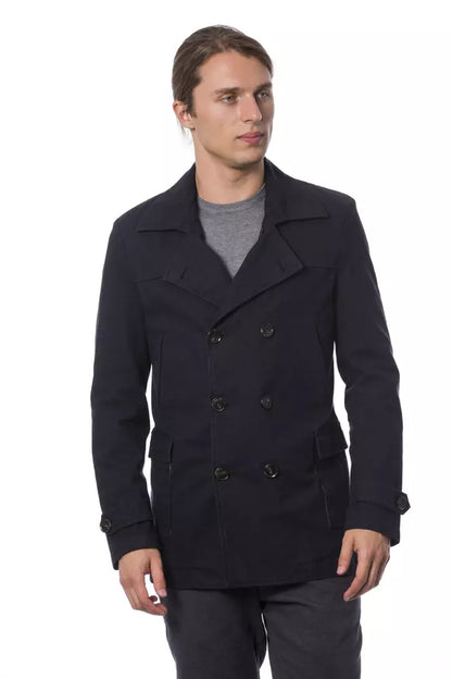 Blazer by Verri for men in cotton blue features an crisp silhouette with sophisticated and a crisp double-breasted neckline for a truly crisp finish.
