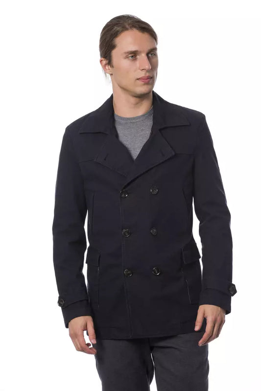 Blazer by Verri for men in cotton blue features an crisp silhouette with sophisticated and a crisp double-breasted neckline for a truly crisp finish.